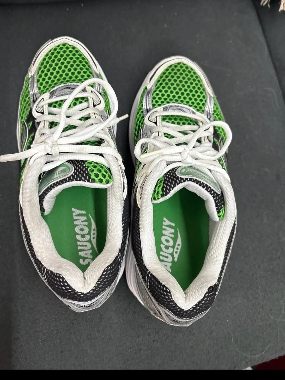 Saucony breathable green